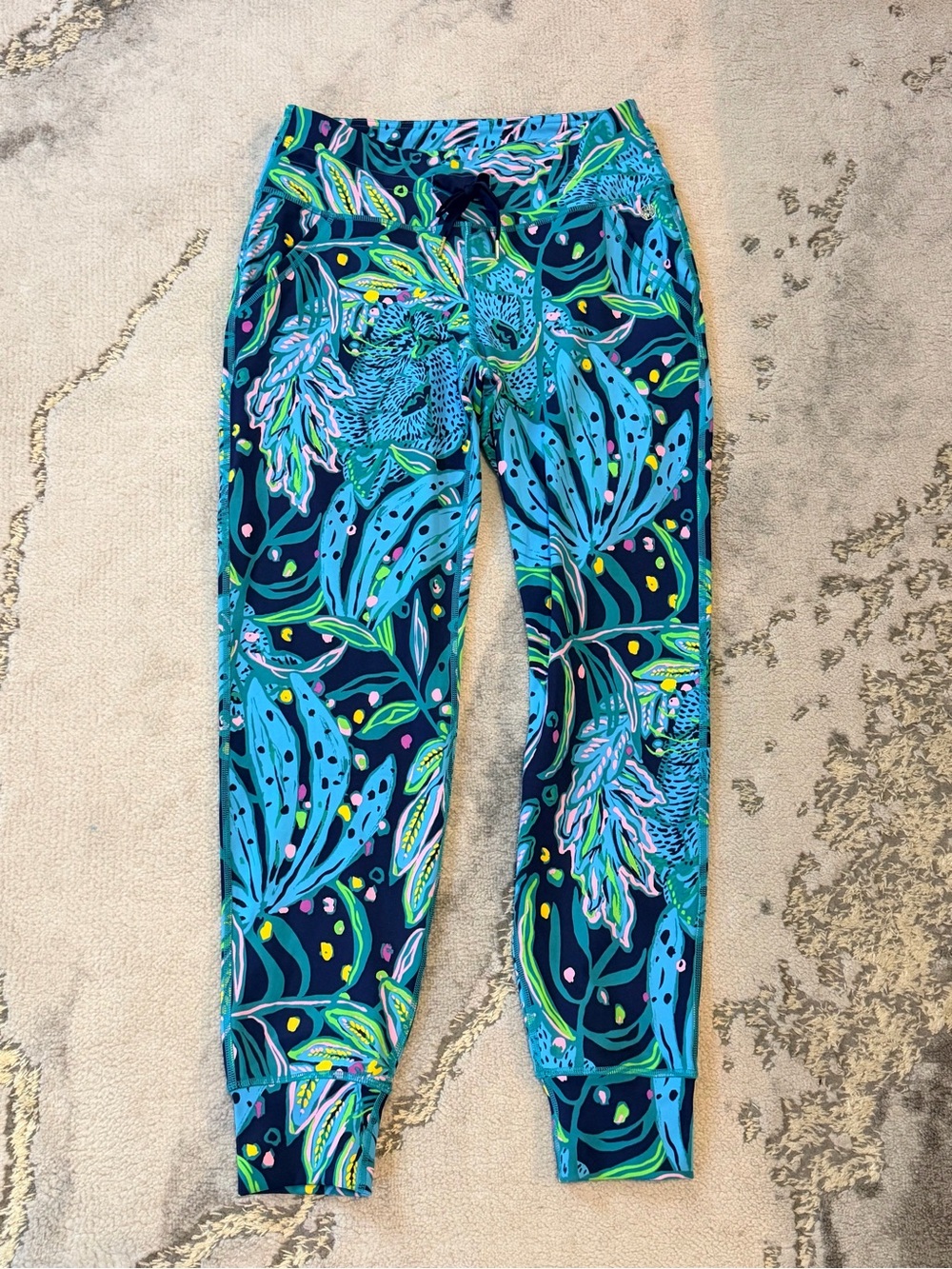 NWOT Lilly Pulitzer Vibrant Tropical Print Joggers Sz S
